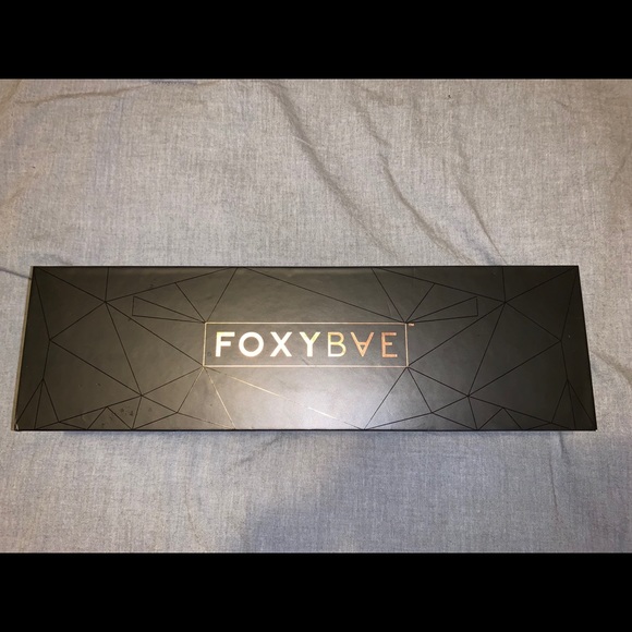 FOXYBAE ROSE GOLD 25MM CURLING WAND - Picture 2 of 4